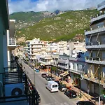 Grand 3* Loutráki