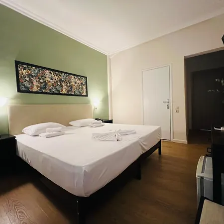 Hotel Grand 3*