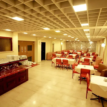 Hotel Grand Loutraki (Corinthia)