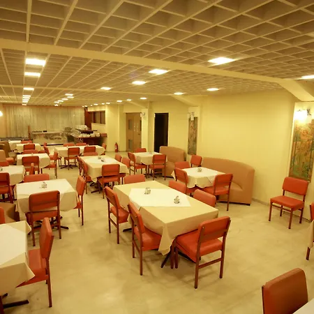 Grand Hotel