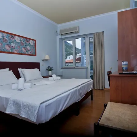 Hotel Grand 3*