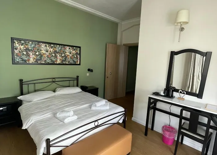 Grand Szálloda Lutráki