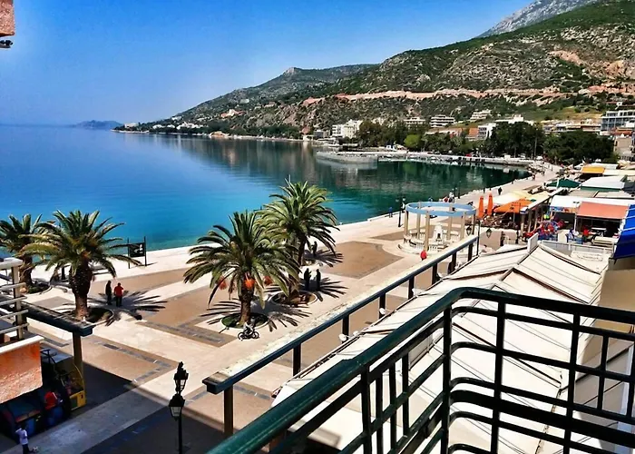 Grand Лоутраки